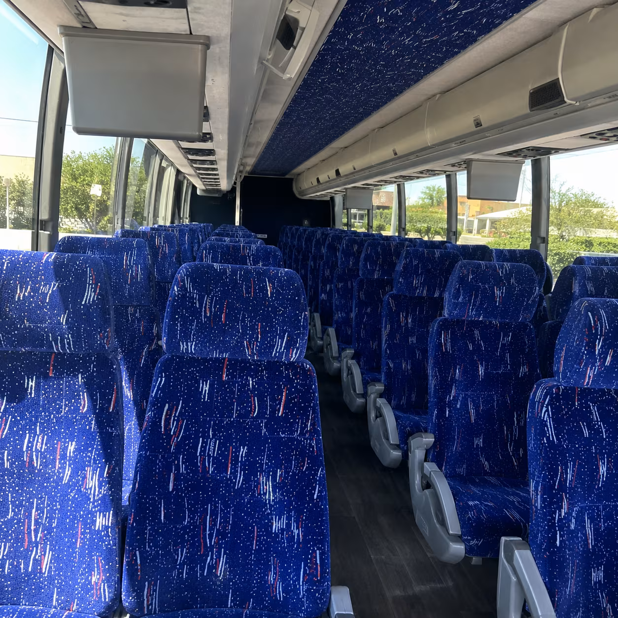 auburn snoqualmie pass cascade charter bus rental