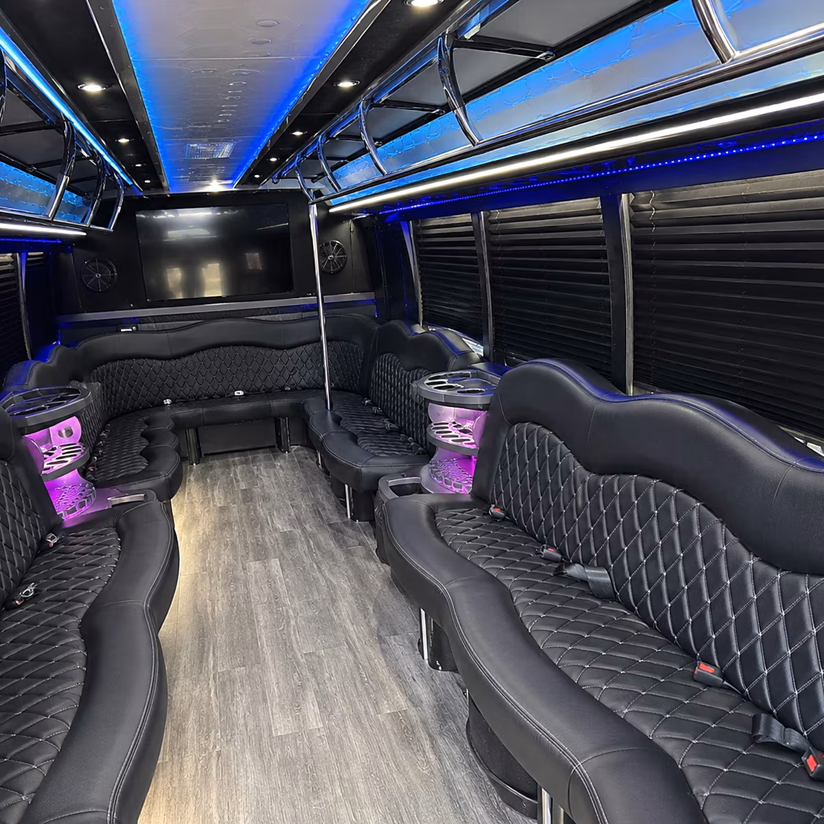 concert bus rentals for groups heading to climate pledge arena
