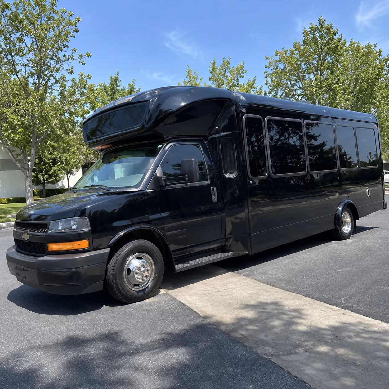 festival and concert buses from auburn to puget sound venues