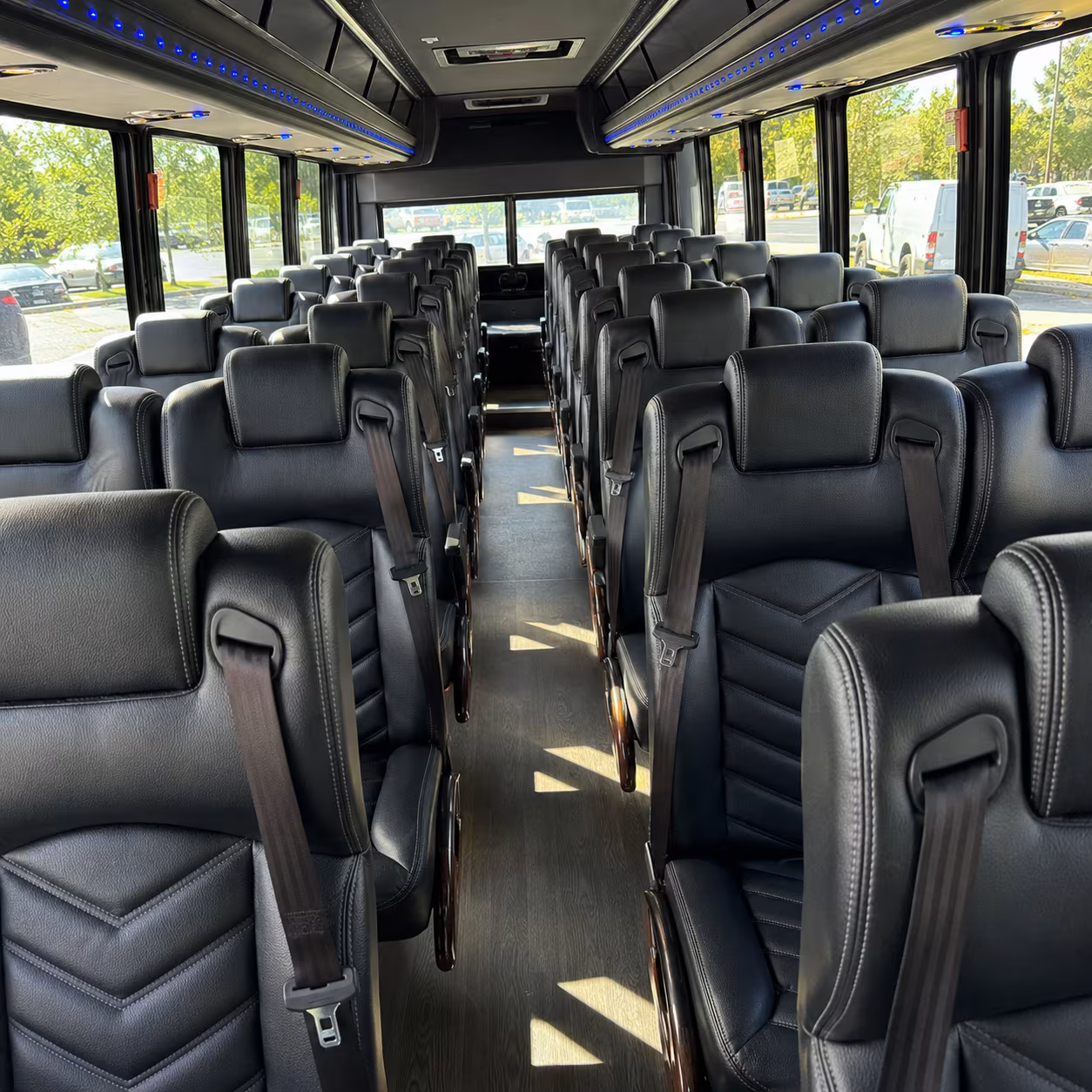 minibus rentals for small group winery tours near auburn