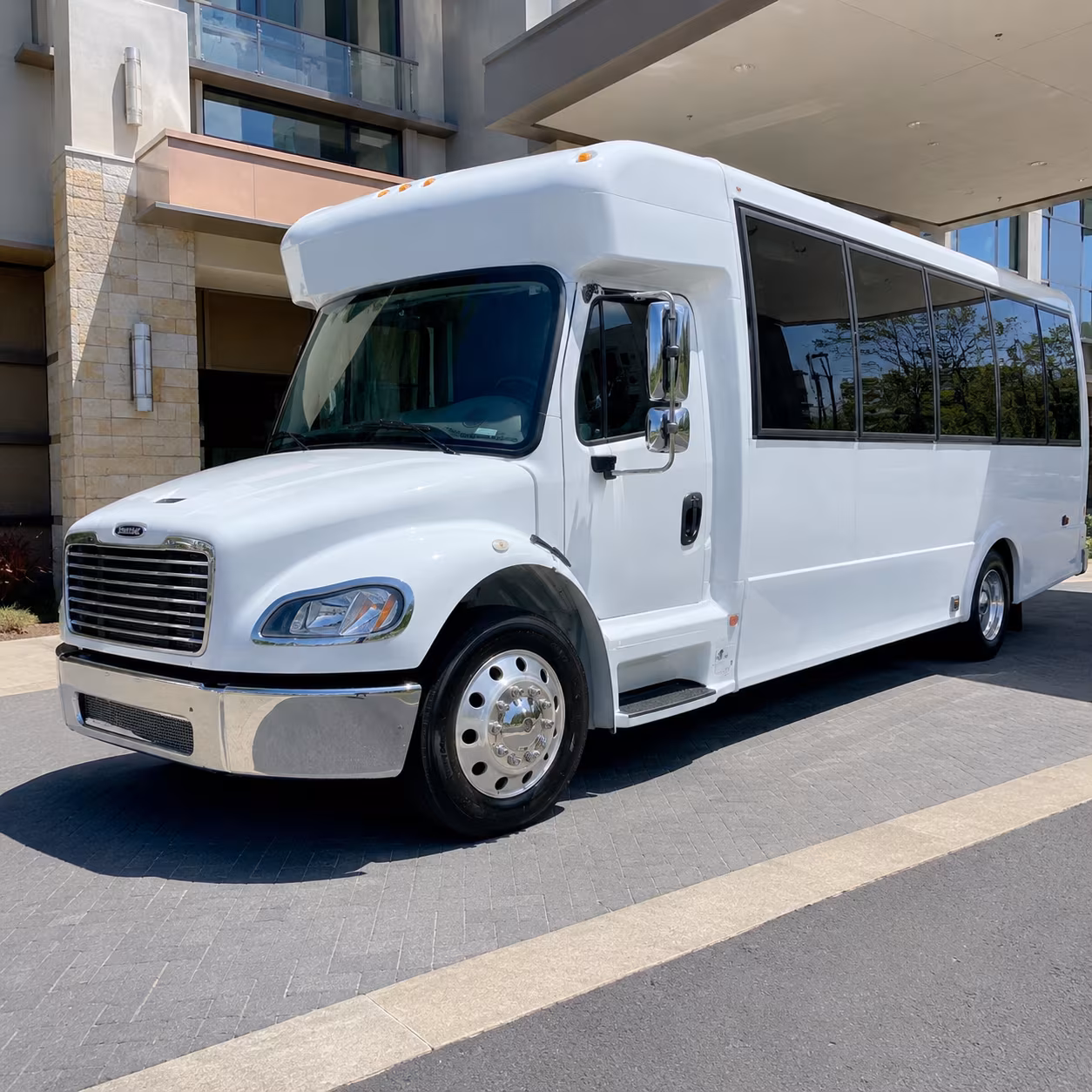minibuses and charter buses to washington huskies and cougars games
