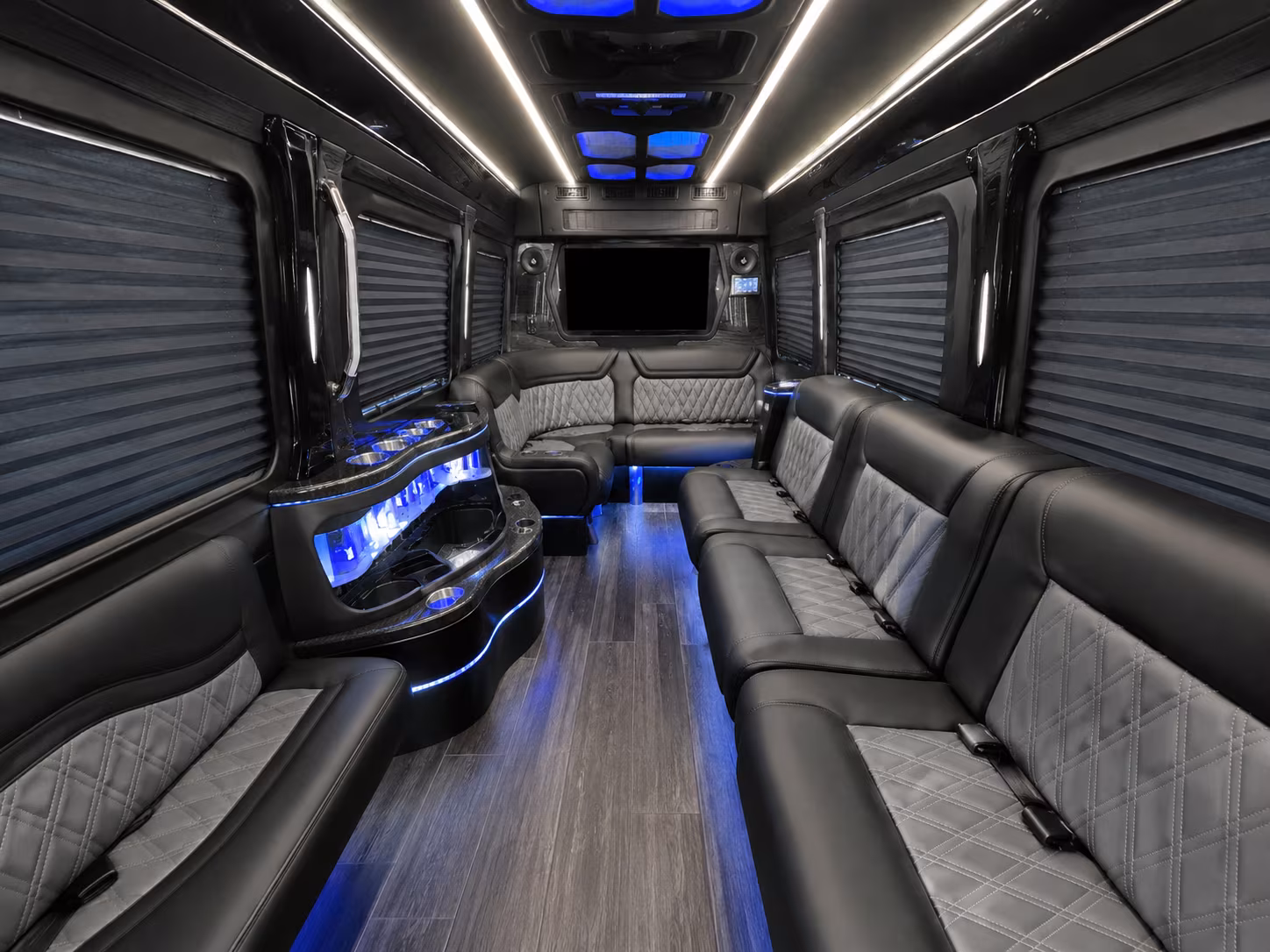 reserve transportation for your next prom 3